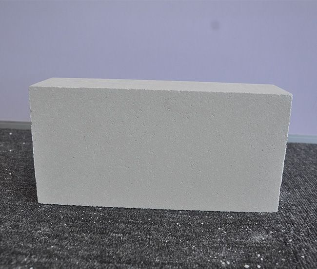 Low Iron Microporous Brick